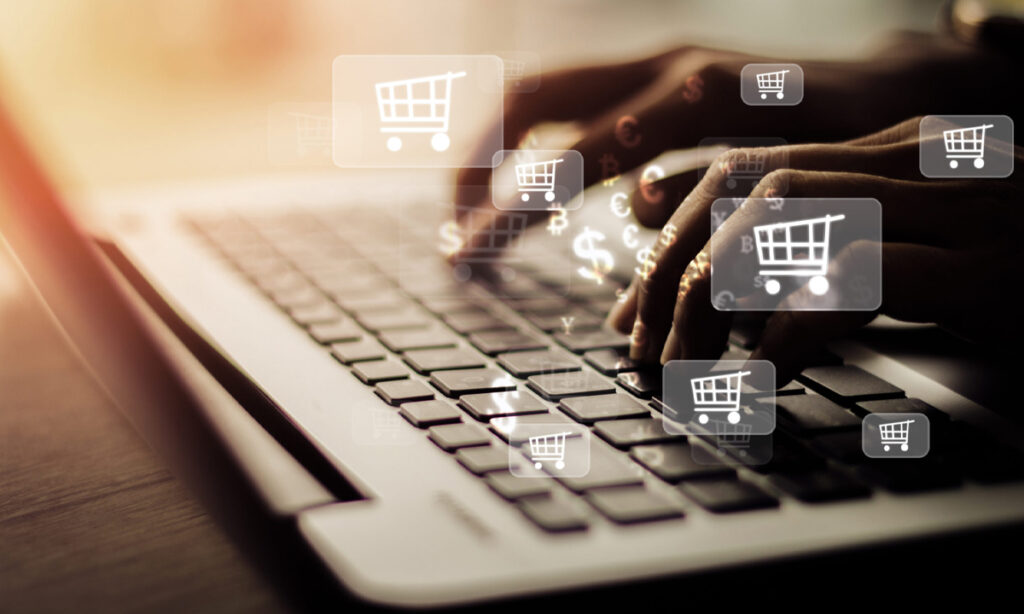 Benefits of E-Commerce Business for Retailers & Customers 