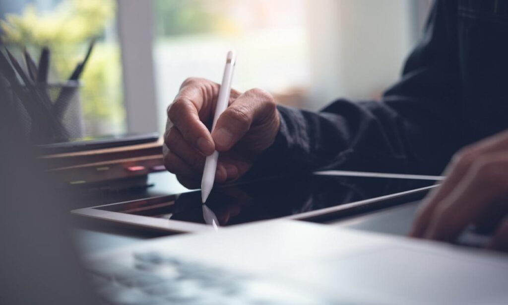 How to use Android Parcelable to pass Objects between Activities