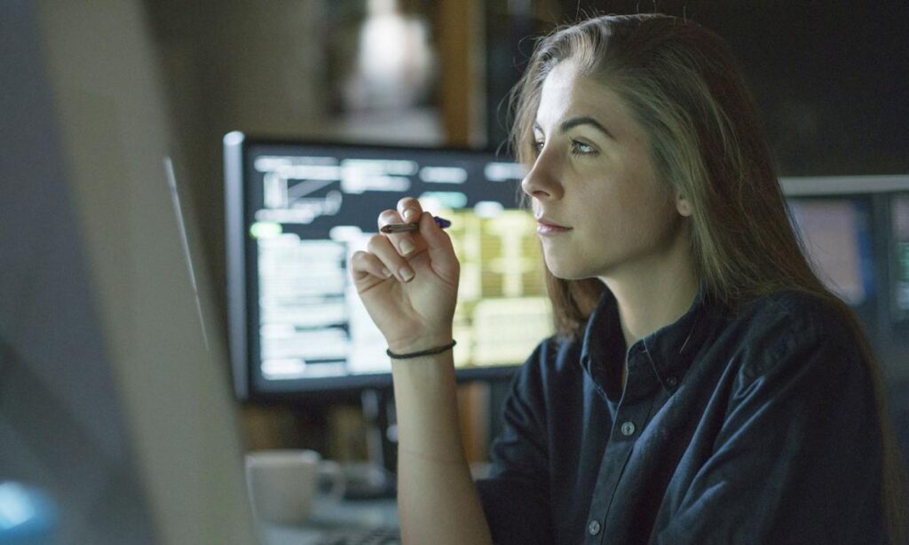 HR mobile app for improving the efficiency of employees.