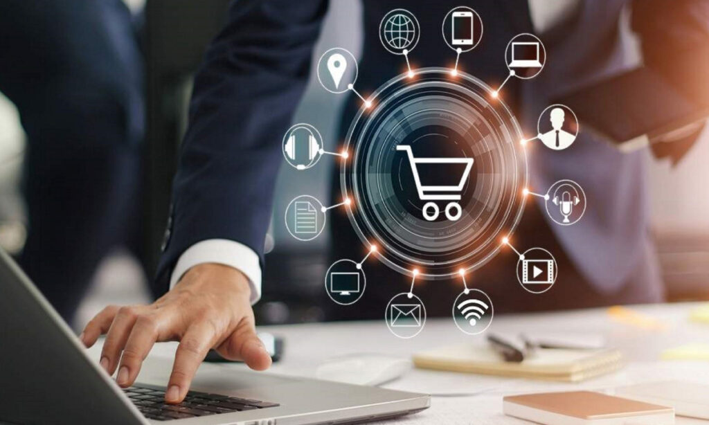 Which open-source ecommerce platform to use Magneto, Shopify, or woocommerce ?