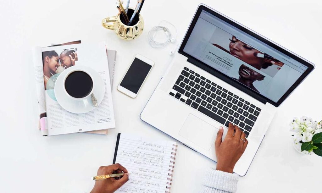 WHY SHOULD YOU OPT FOR RESPONSIVE WEBSITE DESIGN